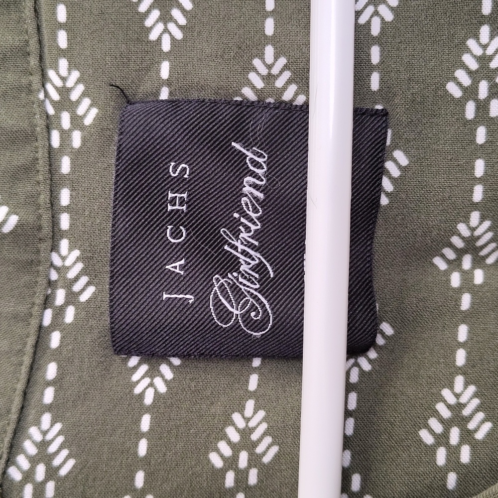 Jachs Girlfriend Olive And White Button Down Cap Sleeve Shirt - Picture 2 of 8